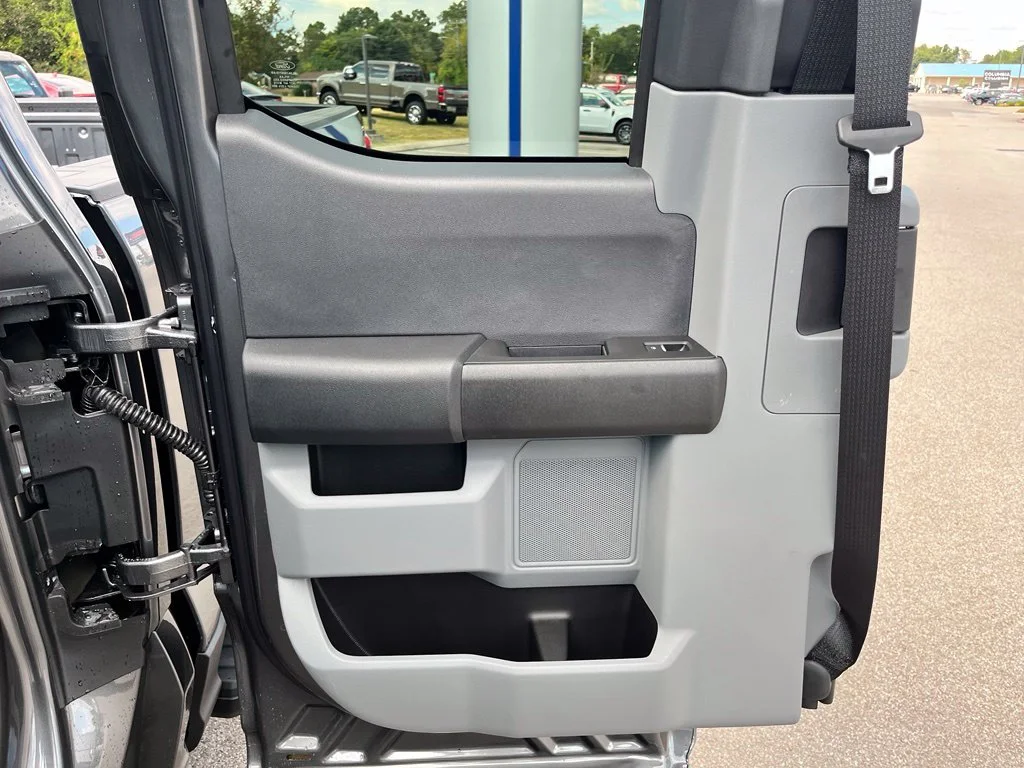 New 2026 Gray Ford XLT image 17