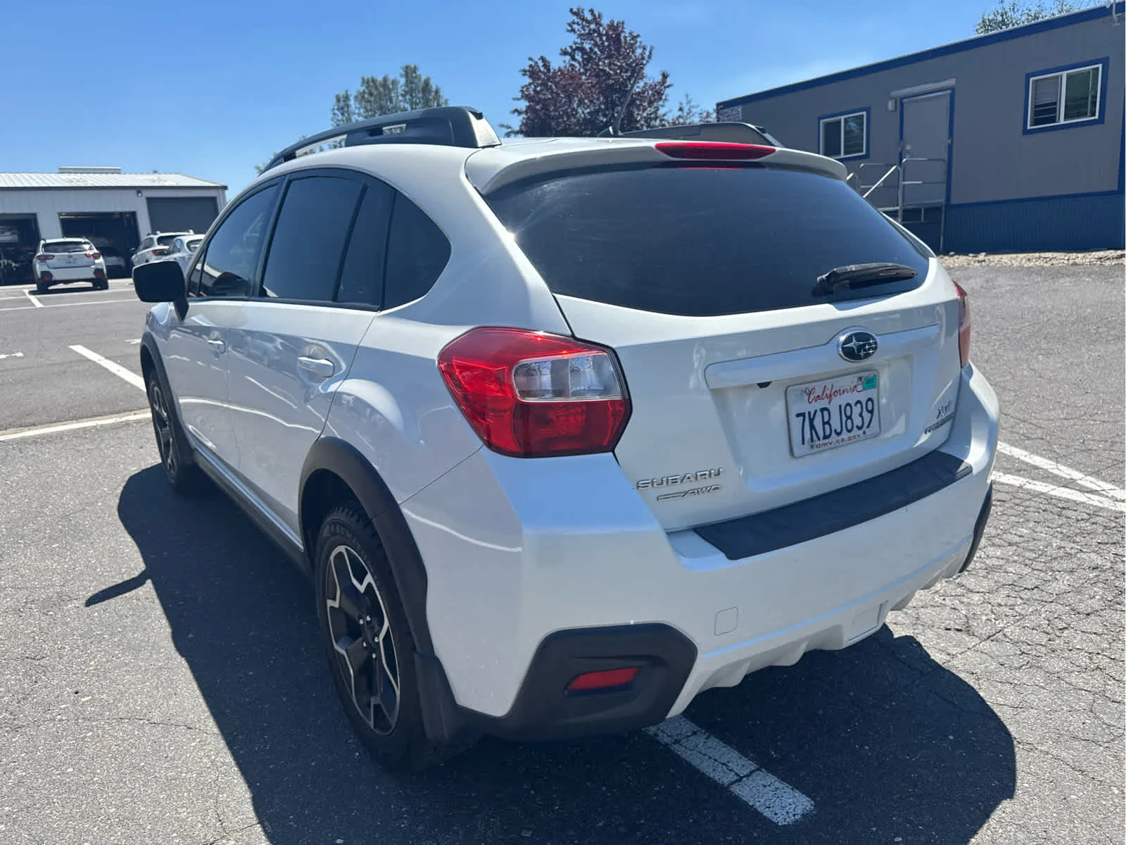 Used 2014 Satin White Pearl Subaru Limited image 7