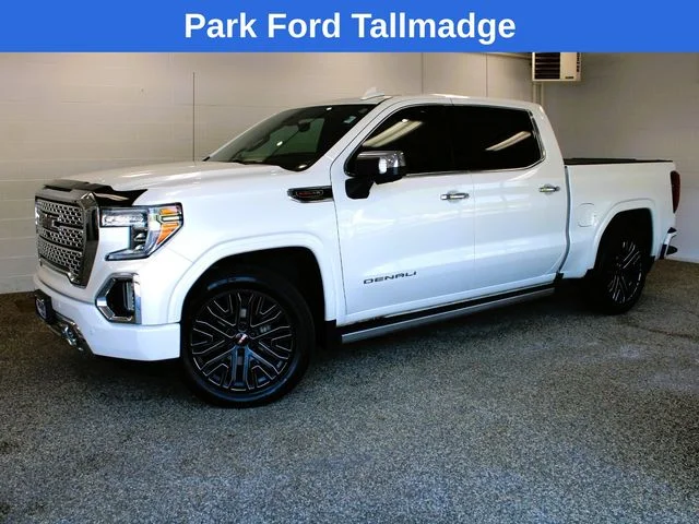 2019 GMC Sierra 4WD Crew Cab Short Box's photo