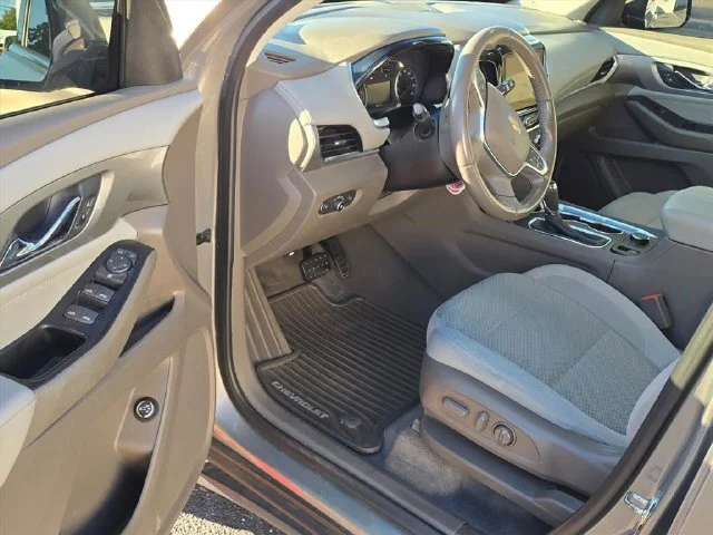 Used 2019 PEPPERDUST METALLIC Chevrolet LT Cloth image 29