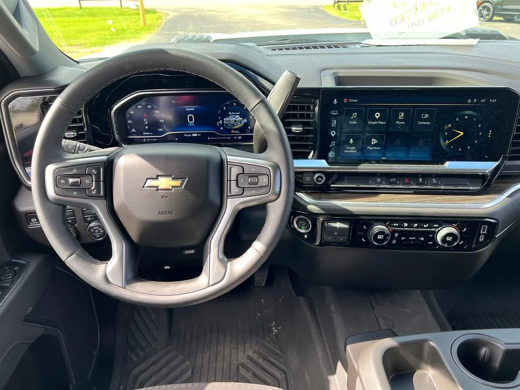 2025 Chevrolet Silverado 2500HD LT - Photo 9