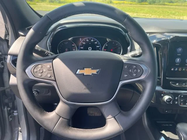 Used 2023 STERLING GRAY METALLIC Chevrolet Premier image 17