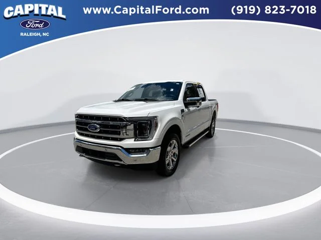 Used 2023 White Ford Lariat image 4