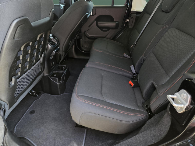 Used 2019 Black Jeep Unlimited Rubicon image 20