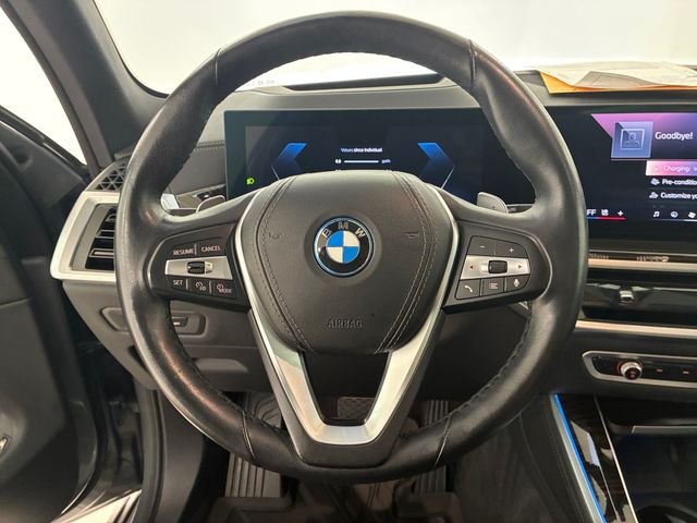 Used 2025 Gray BMW xDrive50e image 22