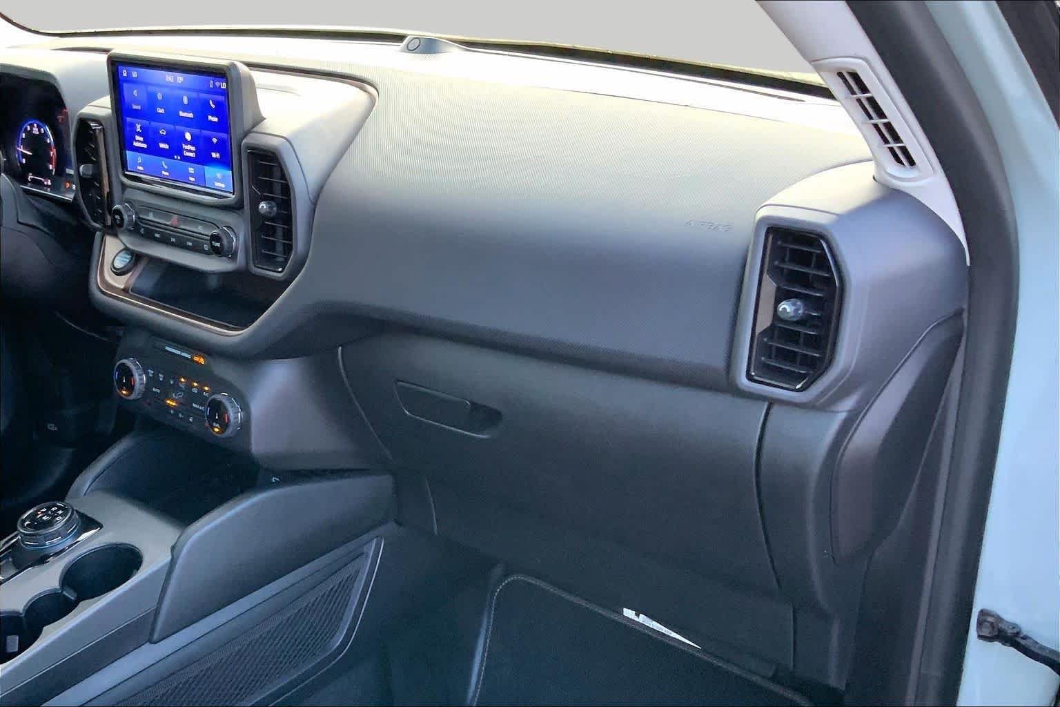 Used 2022 Cactus Grey Ford Badlands image 18