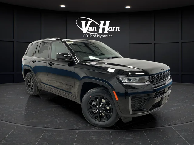 New 2026 Diamond Black Crystal Pearl-Coat Exterior Paint Jeep Altitude image 1