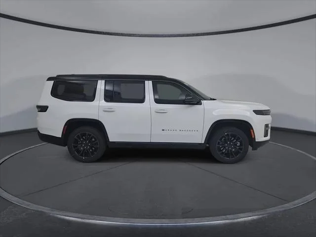 New 2026 Bright White Clear-Coat Exterior Paint Jeep Grand Wagoneer image 17