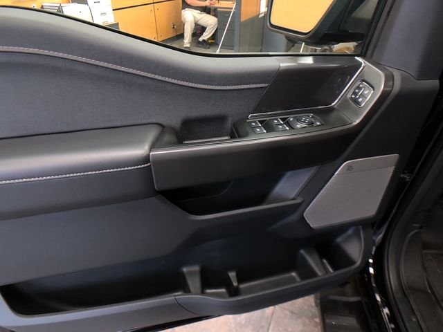 Certified Used 2025 Black Metallic Ford Lariat image 12