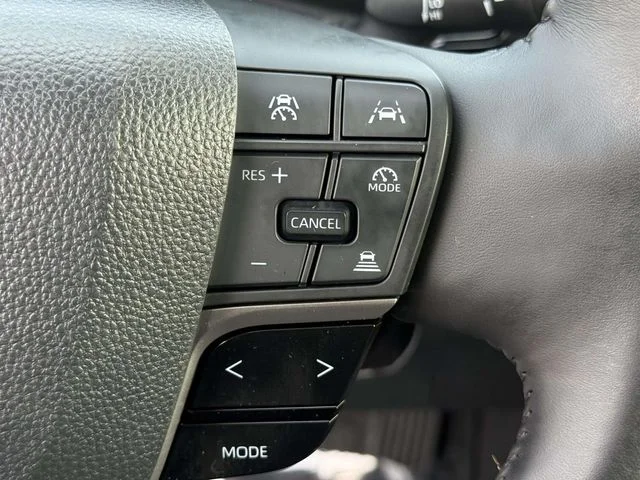 Used 2025  Toyota LE image 23