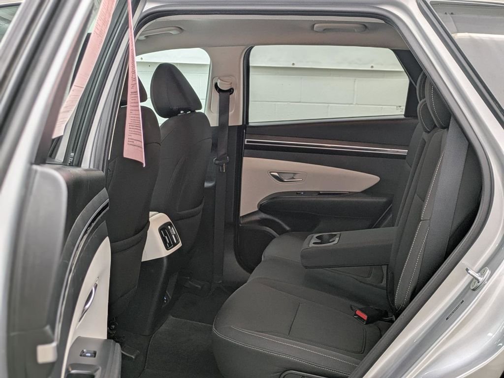 Used 2023 Silver Hyundai SEL image 10