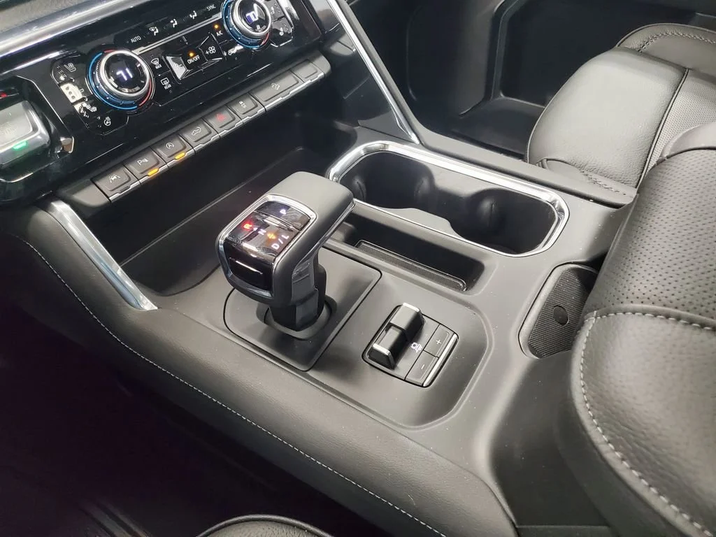 New 2026 Glacier White Tricoat GMC Denali image 31