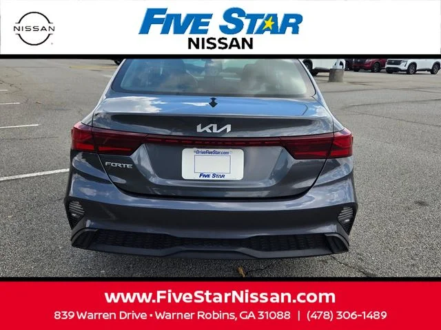 Used 2024 Gray Kia LXS image 10