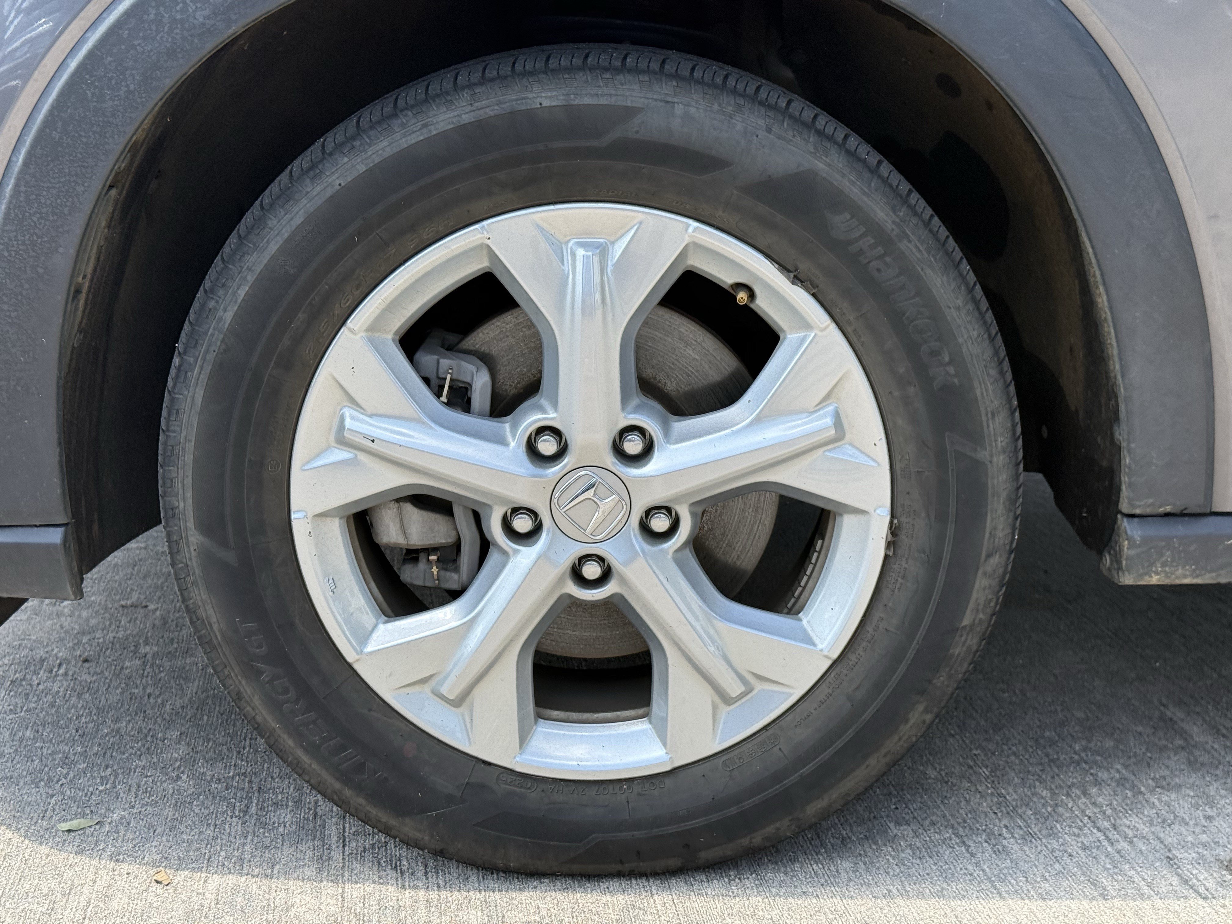 2025 Honda HR-V LX - Photo 11