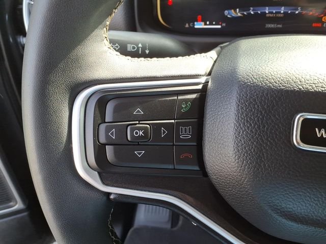 Certified Used 2023 Gray Jeep Base image 19