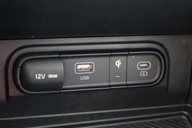 Used 2023 Red Kia SX-Prestige image 32