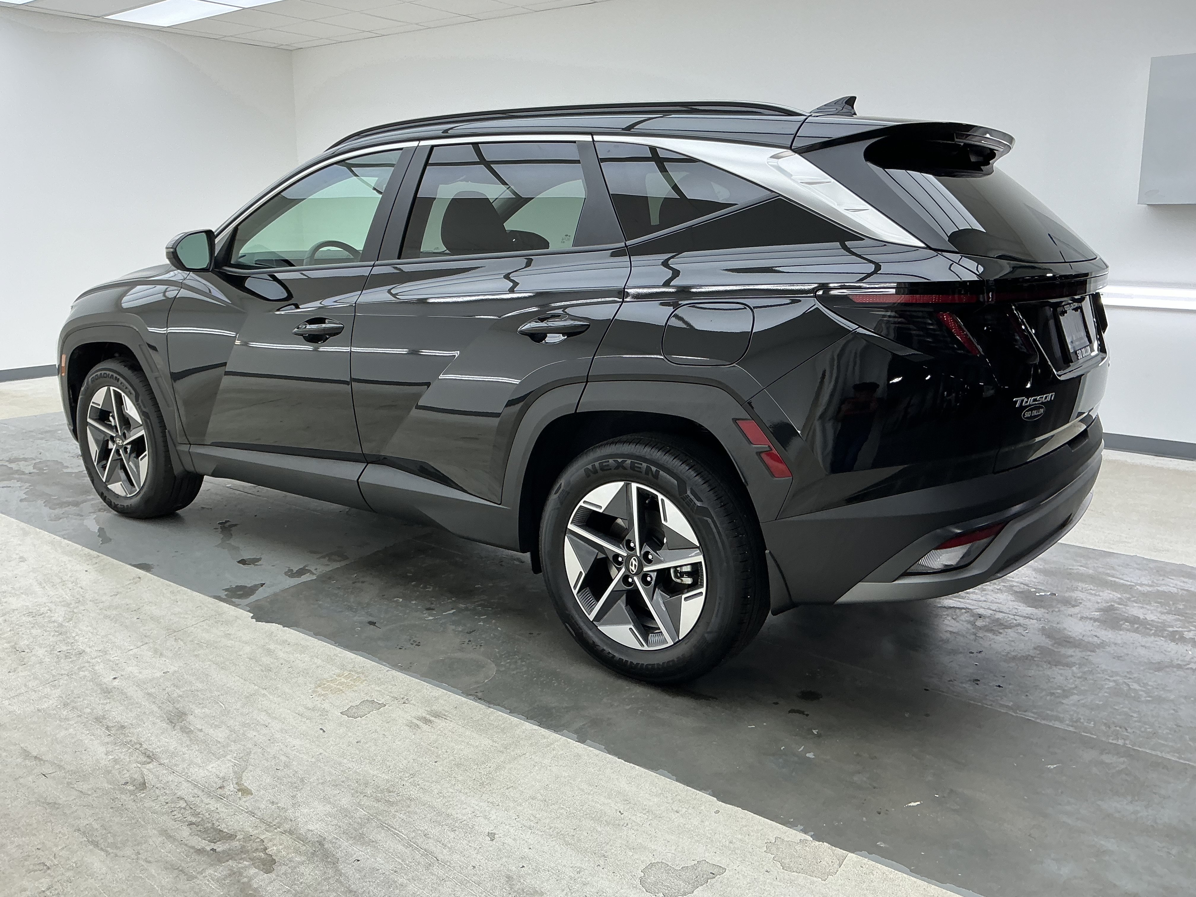 2025 Hyundai Tucson SEL Convenience - Photo 6