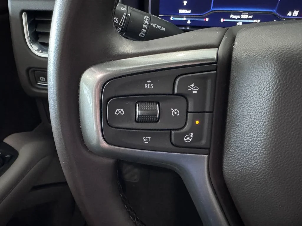 Certified Used 2023 Black Chevrolet Z71 image 18