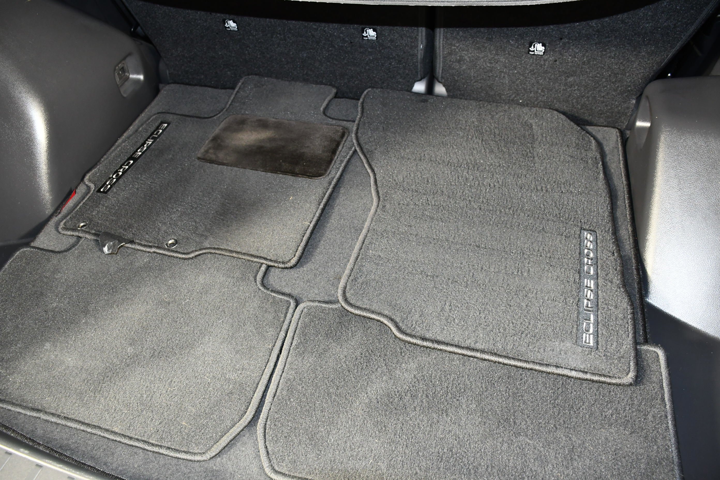 Certified Used 2024 White Diamond Mitsubishi ES image 49