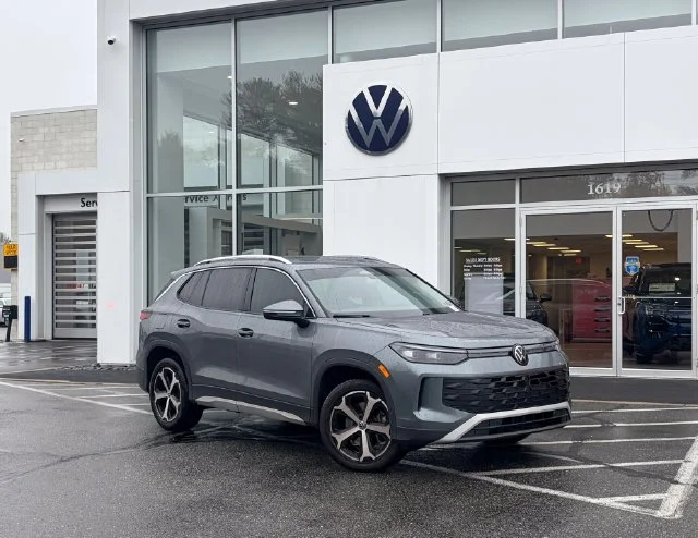 2025 Volkswagen Tiguan SE
