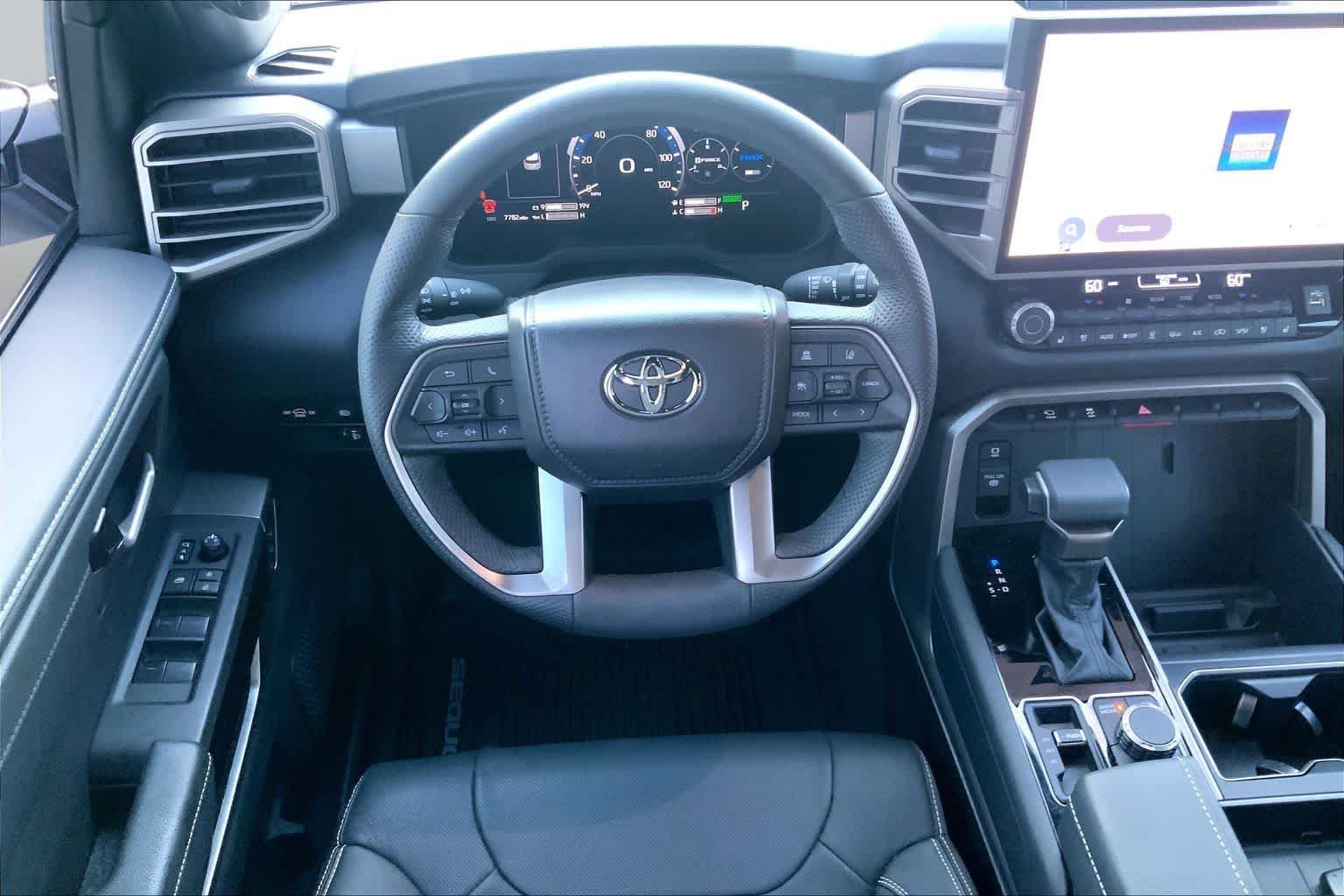 Used 2026 Wind Chill Pearl Toyota Limited image 6