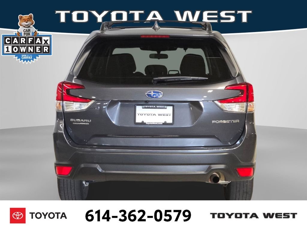 Used 2022 Gray Subaru Premium image 8