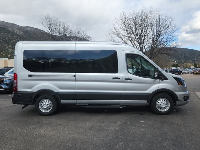 New 2026 Ingot Silver Metallic Ford Passenger Van XLT image 2