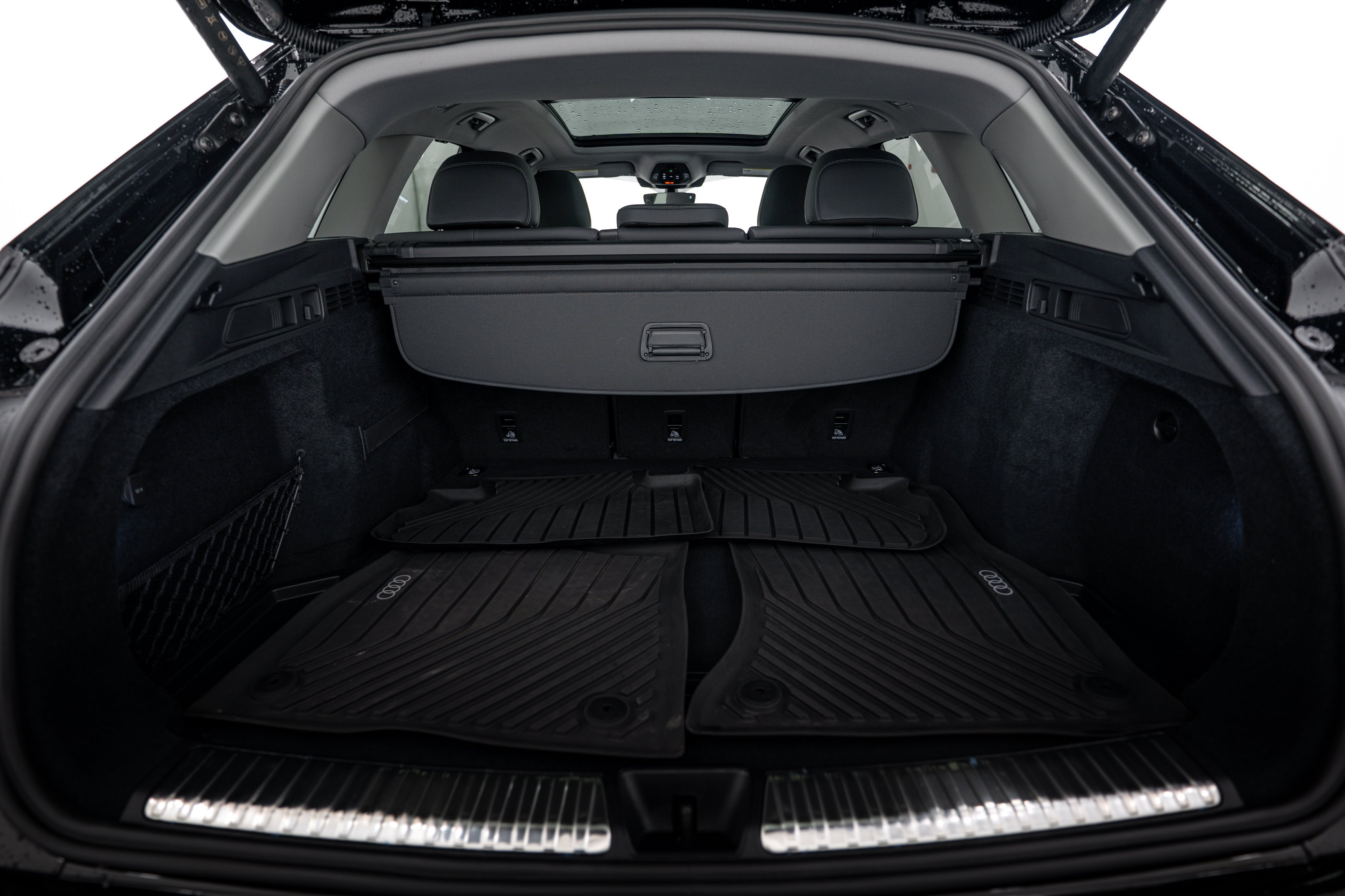 Used 2025 Mythos Black Metallic Audi Premium Plus image 21