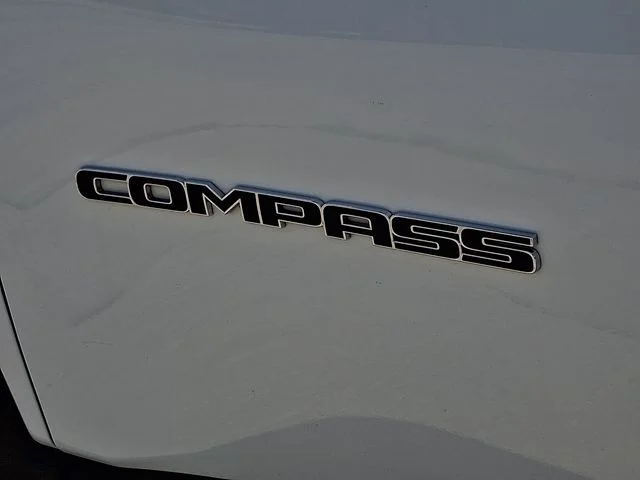 Used 2025 White Jeep Limited image 32