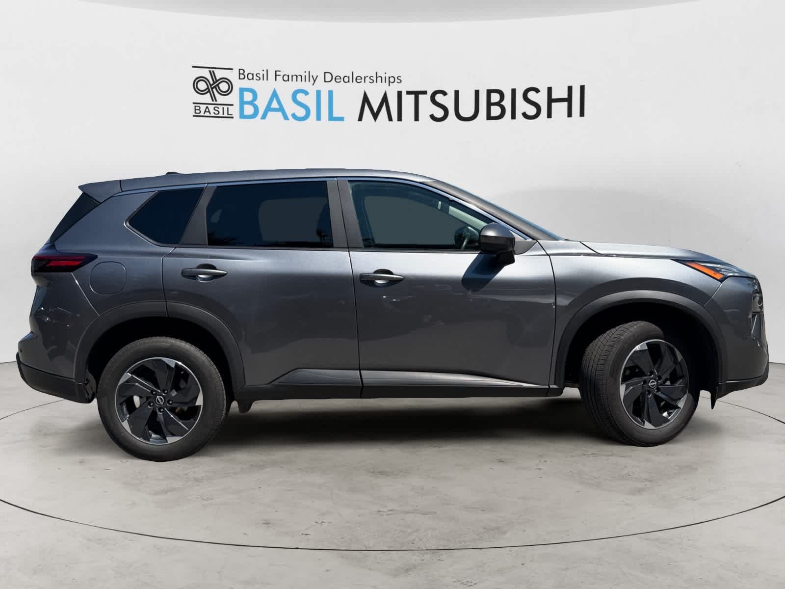 Used 2025 Gun Metallic Nissan SV image 6