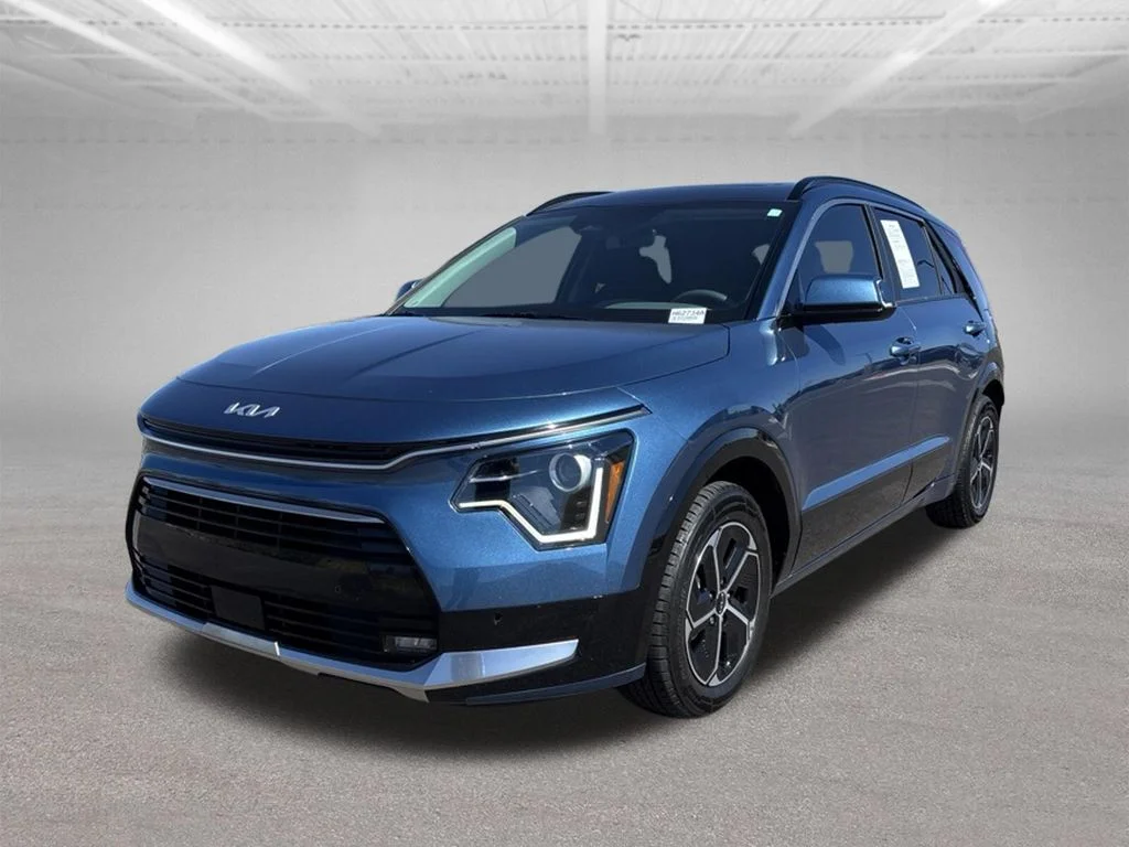 Used 2024 Blue Kia SX image 1