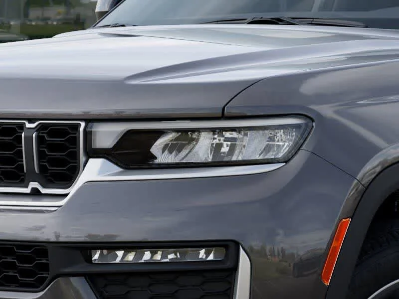 New 2026 Baltic Gray Metallic Clear-Coat Exterior Paint Jeep Limited image 10