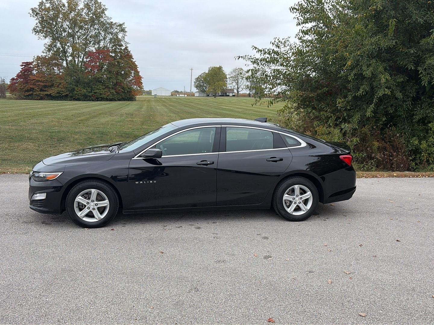 Used 2024 Chevrolet Malibu 1LT with VIN 1G1ZD5ST3RF133872 for sale in Crawfordsville, IN