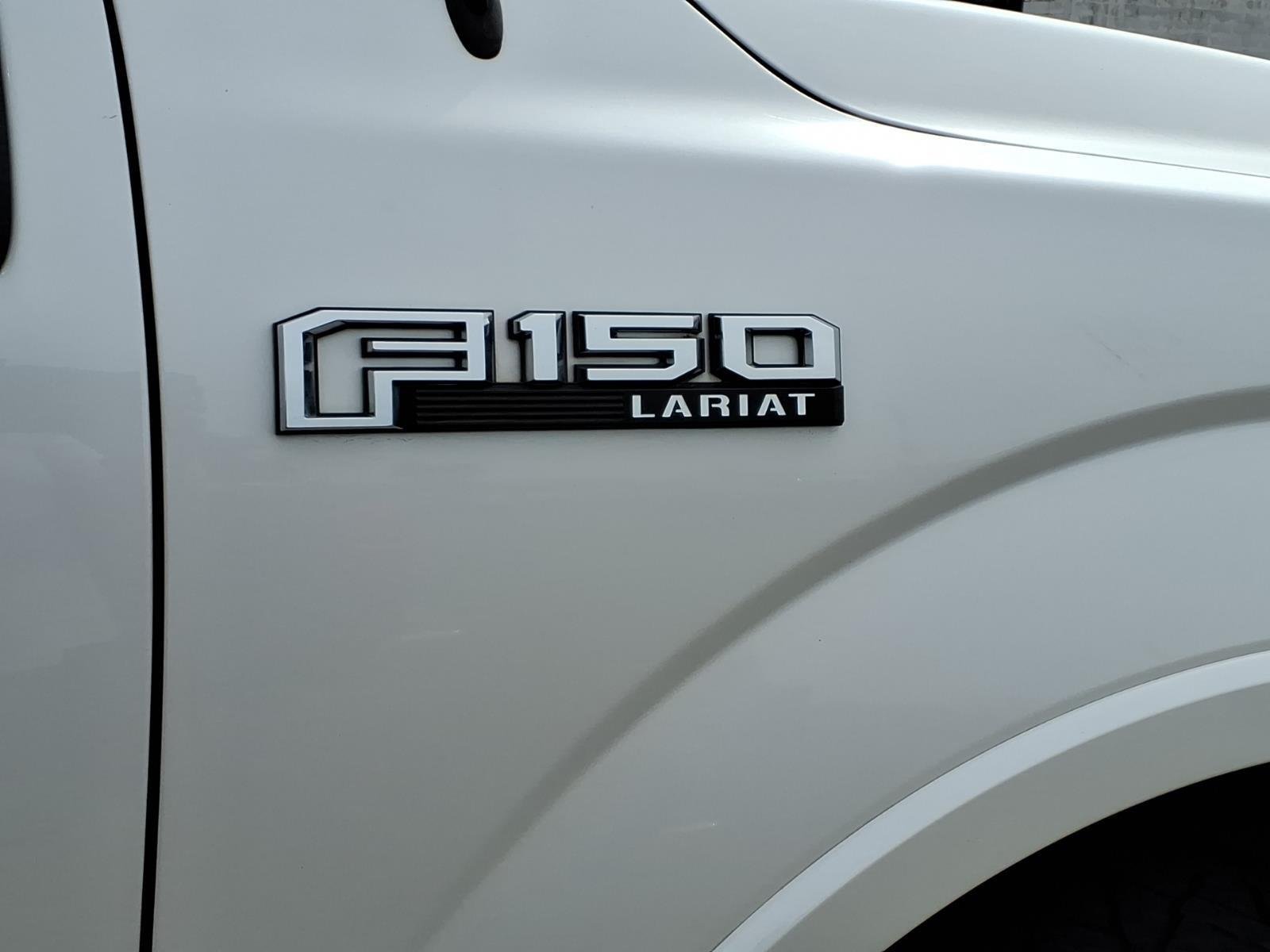 Used 2018 White Platinum Metallic Tri-Coat Ford LARIAT image 7