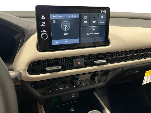 New 2027 Platinum White Pearl Honda LX image 18
