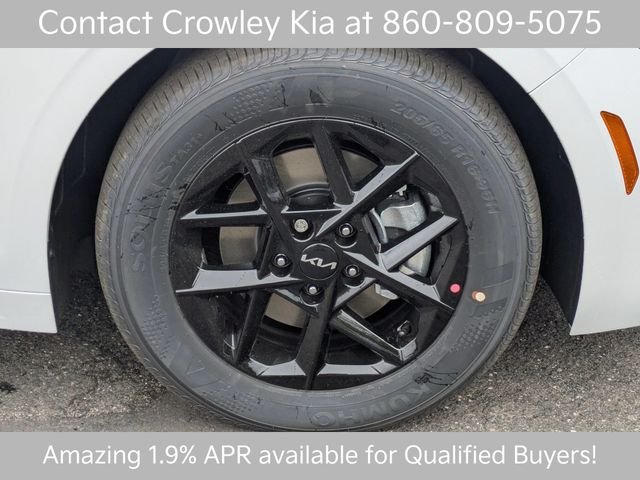 2026 Kia K5 LXS - Photo 9