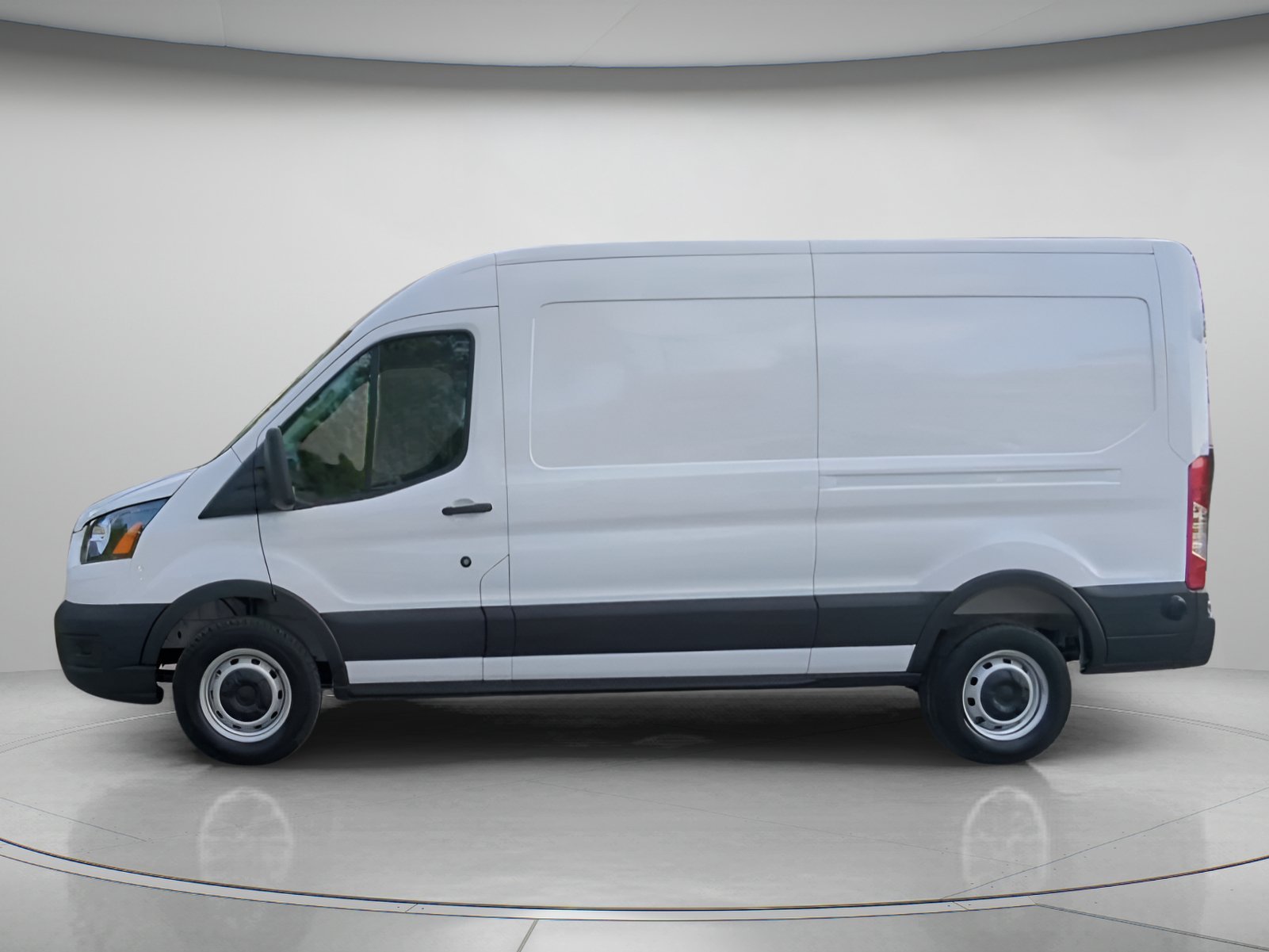 New 2026 Oxford White Ford Cargo Van image 13