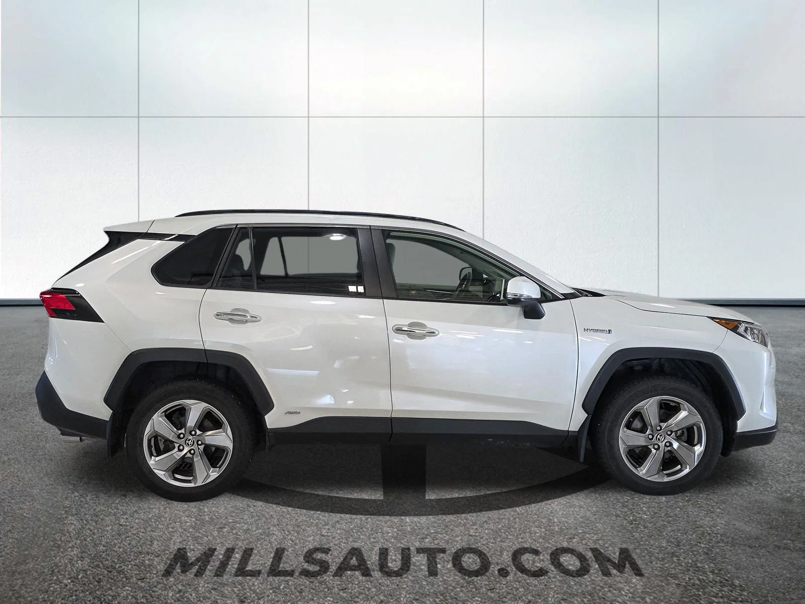 Used 2021 White Toyota Limited image 9