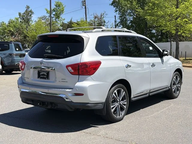Used 2018 Silver Nissan Platinum image 13