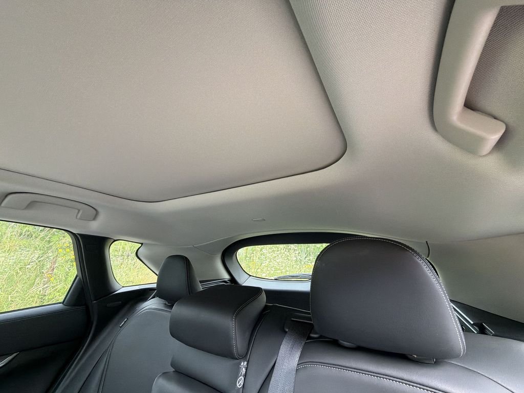 Certified Used 2023 Radiant White INFINITI LUXE image 26