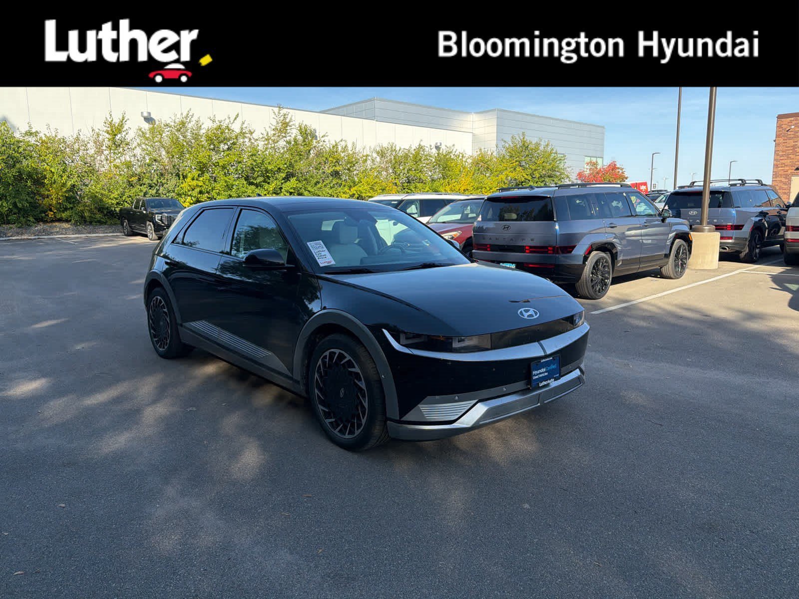 Certified Used 2024 Abyss Black Hyundai Limited image 1