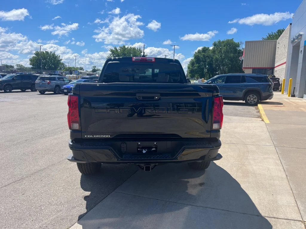 2026 Chevrolet Colorado Trail Boss - Photo 6