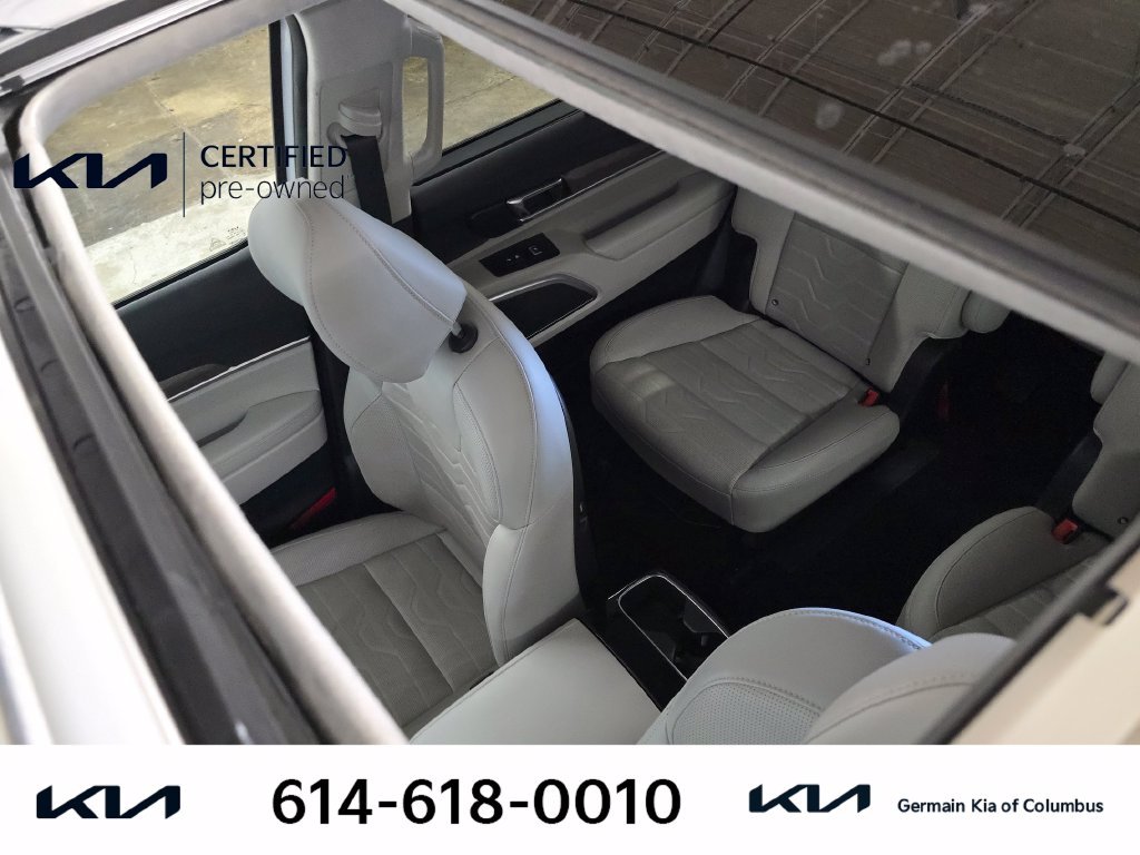 Used 2022 White Kia SX image 21