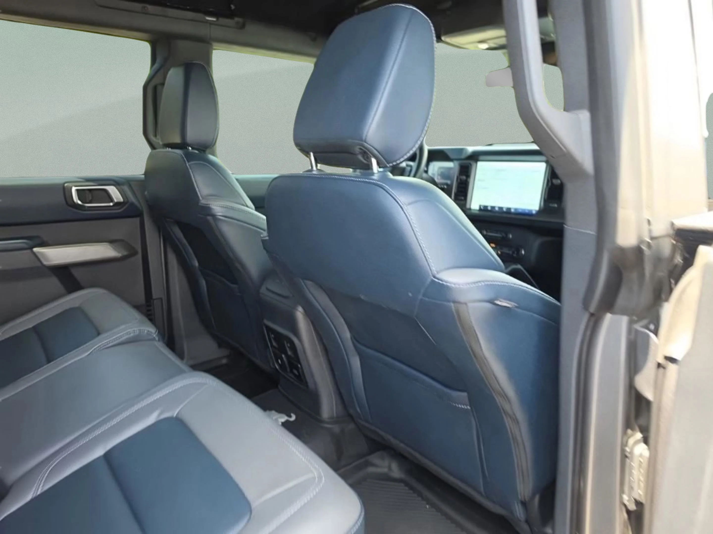 Used 2022 Gray Ford Outer Banks image 23