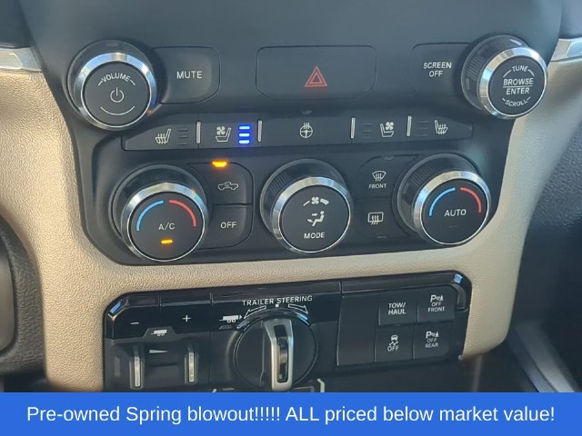 Used 2022 White Ram Laramie image 31