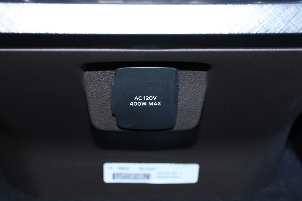 New 2026 Star White Metallic Tri-Coat Ford F-350® King Ranch® image 31