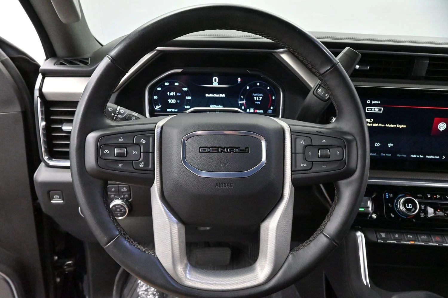 Used 2024 Onyx Black GMC Denali image 15