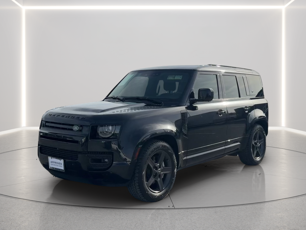 Used 2024 Black Land Rover X-Dynamic SE image 1
