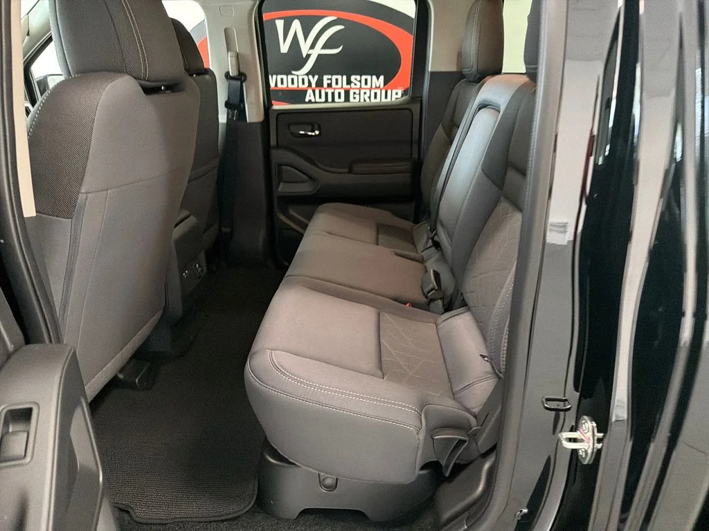 New 2027 Super Black Nissan Crew Cab SV image 15