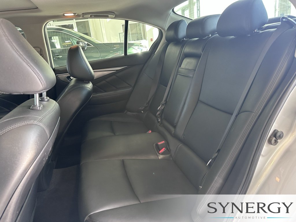 Used 2017 Liquid Platinum INFINITI 3.0t Signature Edition image 27